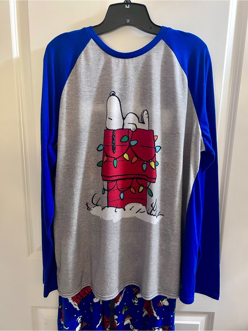 Peanuts Men's LG βπππ βπΎπ π°π
' Snoopy Holiday Long Sleeve Pajama Set - Picture 3 of 10